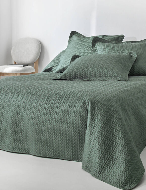 Couvre-lit matelass&eacute; microfibre motif g&eacute;om&eacute;trique (vert sauge)