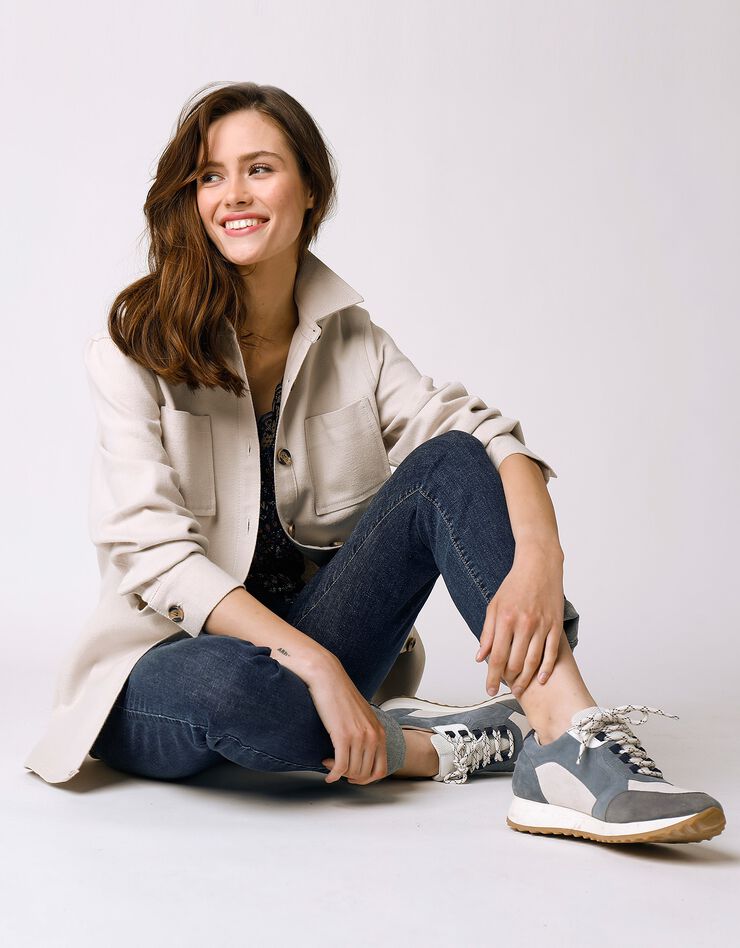 Veste surchemise boutonnée (beige)