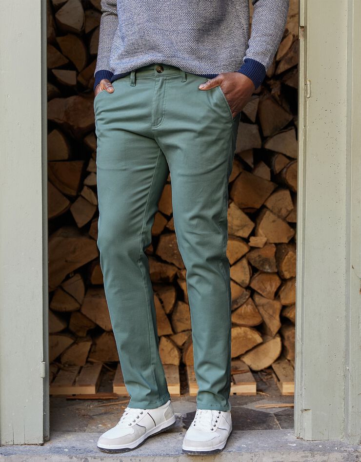 Pantalon chino toile gabardine (vert grisé) Pantalon chino toile gabardine (vert grisé)