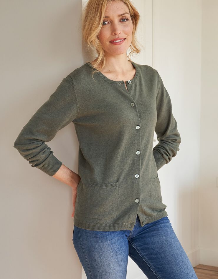 Cardigan boutonné, laine d'agneau (kaki) Cardigan boutonné, laine d'agneau (kaki)