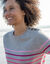 Pull col rond ray&eacute; marini&egrave;re, boutons &eacute;paule (gris chin&eacute; / rose)