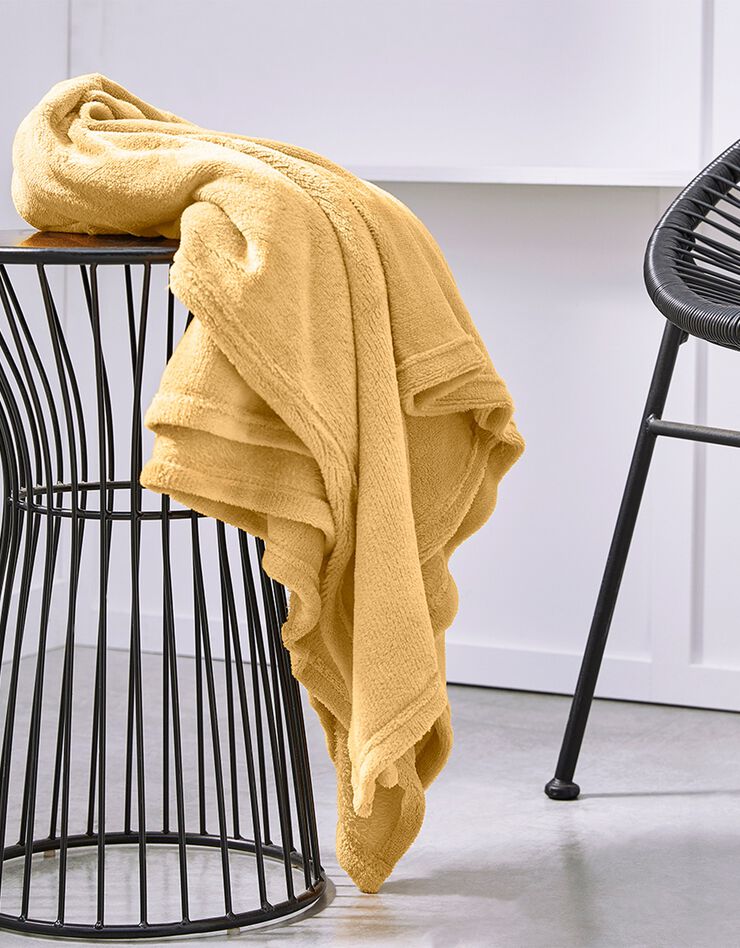Plaid polaire toucher peluche (ocre)