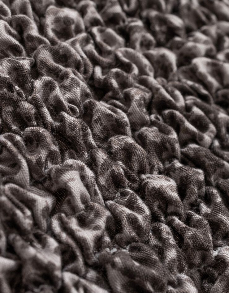 Housse bi-extensible microfibre gaufrée léopard pour fauteuil et canapé (chocolat)