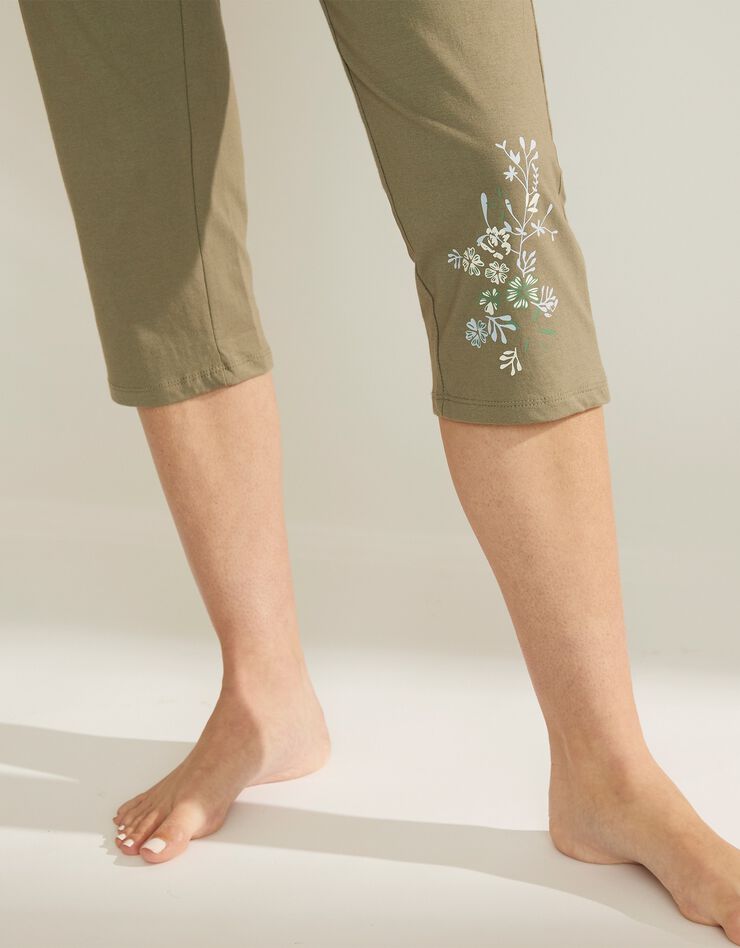 Pantacourt de pyjama imprimé placé fleurs (kaki foncé)