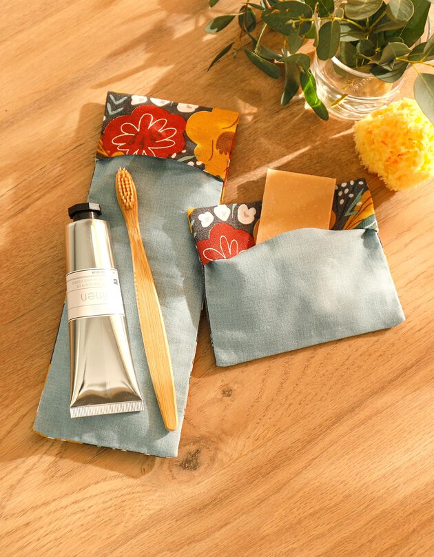Pochettes de voyage pour savon et brosse à dent - collection upcycling (gris/multicolore)