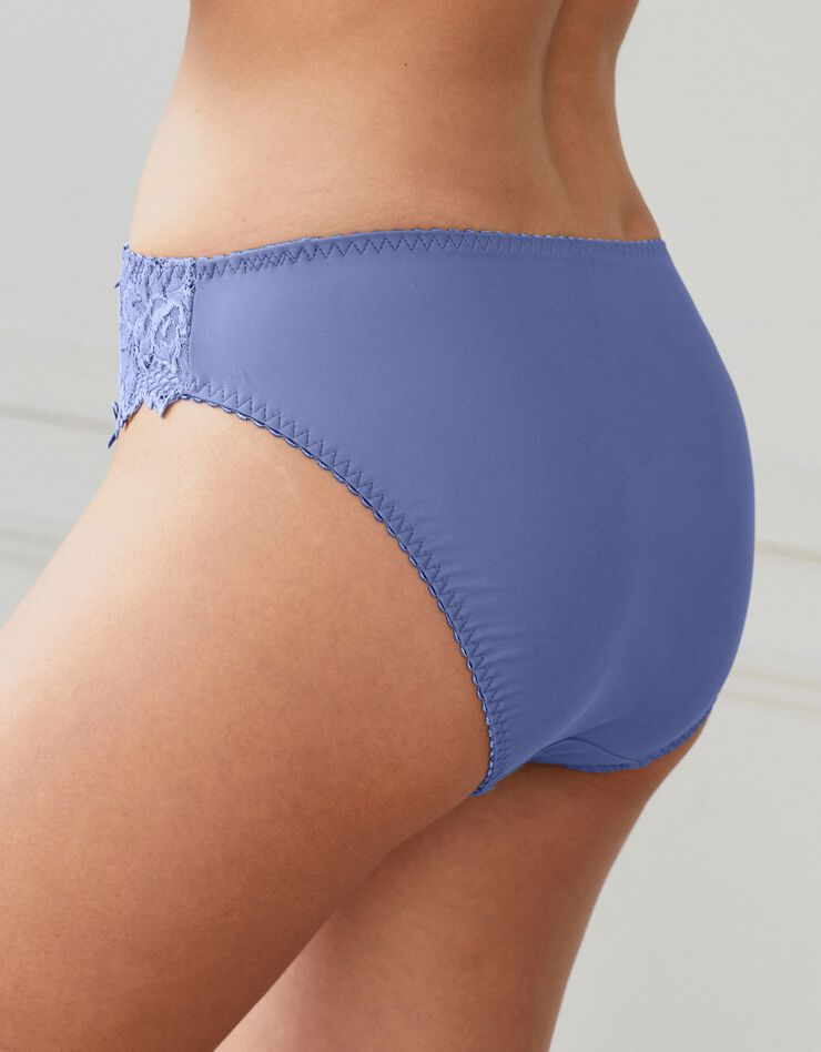 Slip dentelle unie Arum (bleu gris) Slip dentelle unie Arum (bleu gris)
