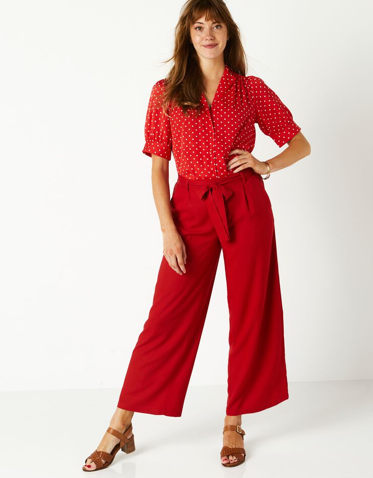 Pantalon raccourci large uni (rouge) Pantalon raccourci large uni (rouge)