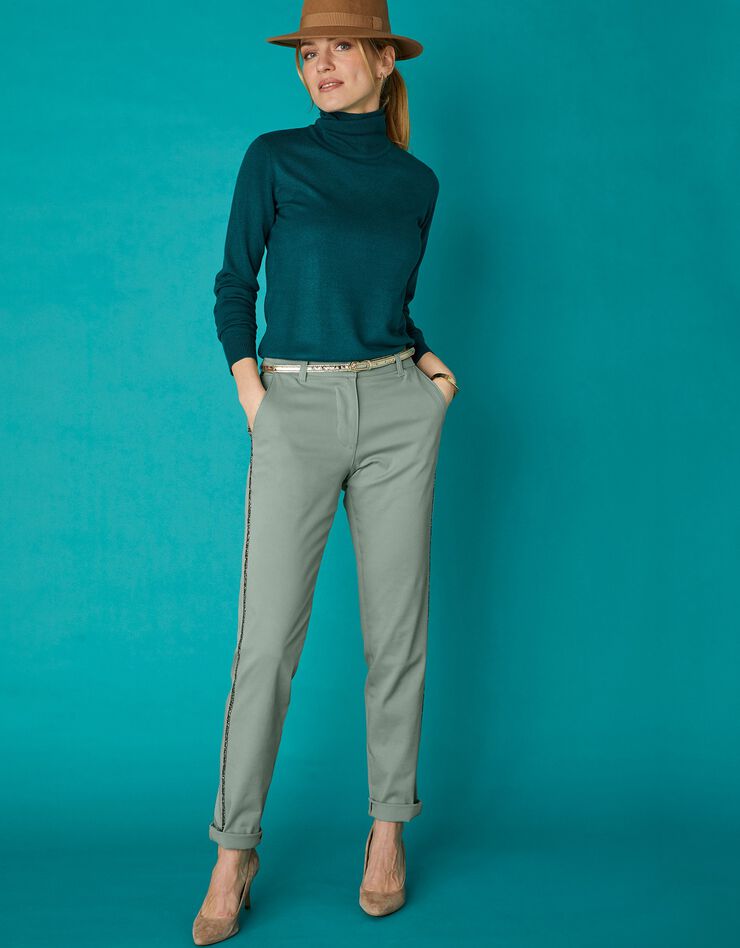 Pantalon chino bande strassée (vert grisé) Pantalon chino bande strassée (vert grisé)