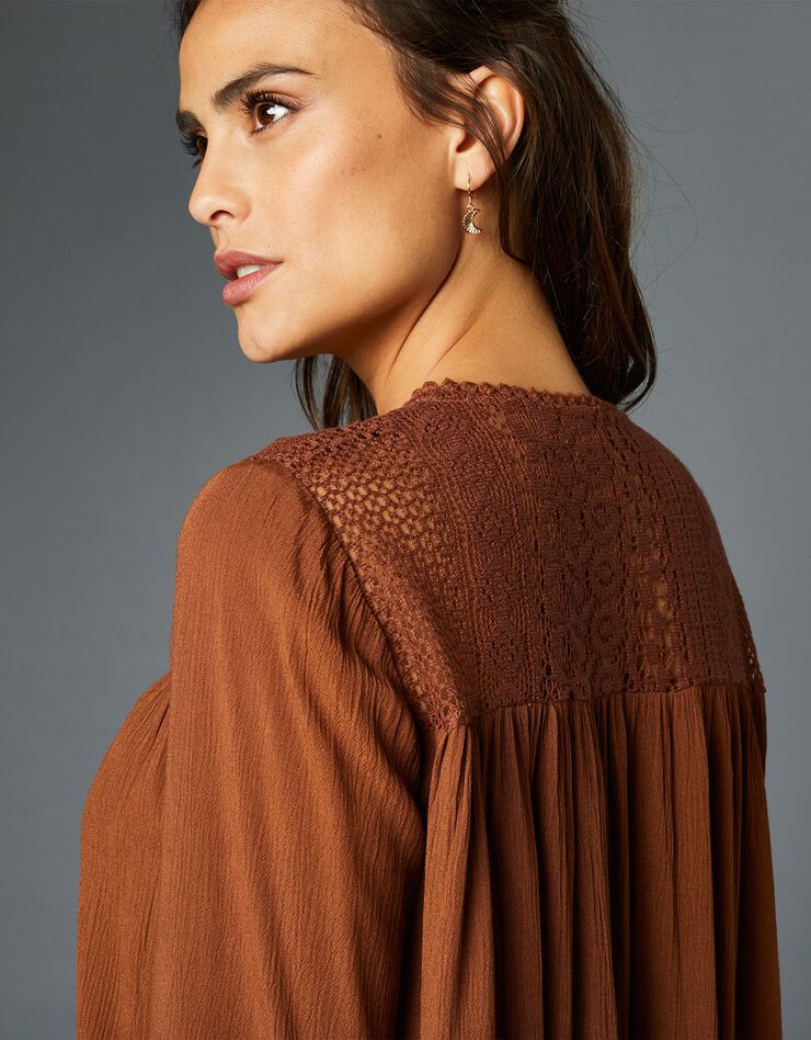 Blouse macramé manches longues (caramel) Blouse macramé manches longues (caramel)