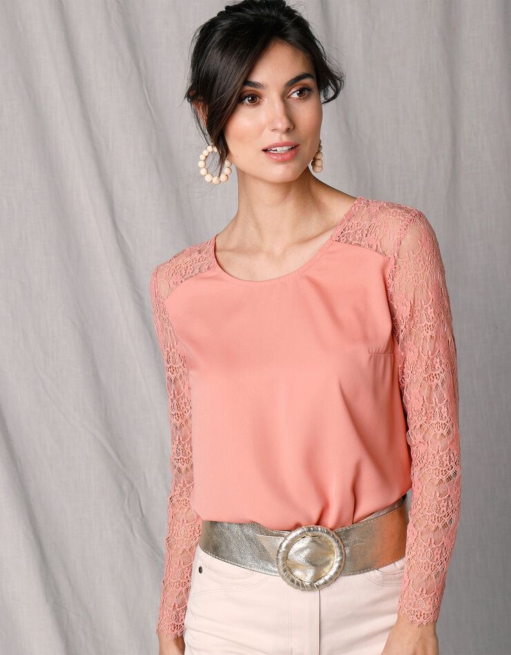 Blouse dentelle noeud dos manches longues (rose grisé) Blouse dentelle noeud dos manches longues (rose grisé)