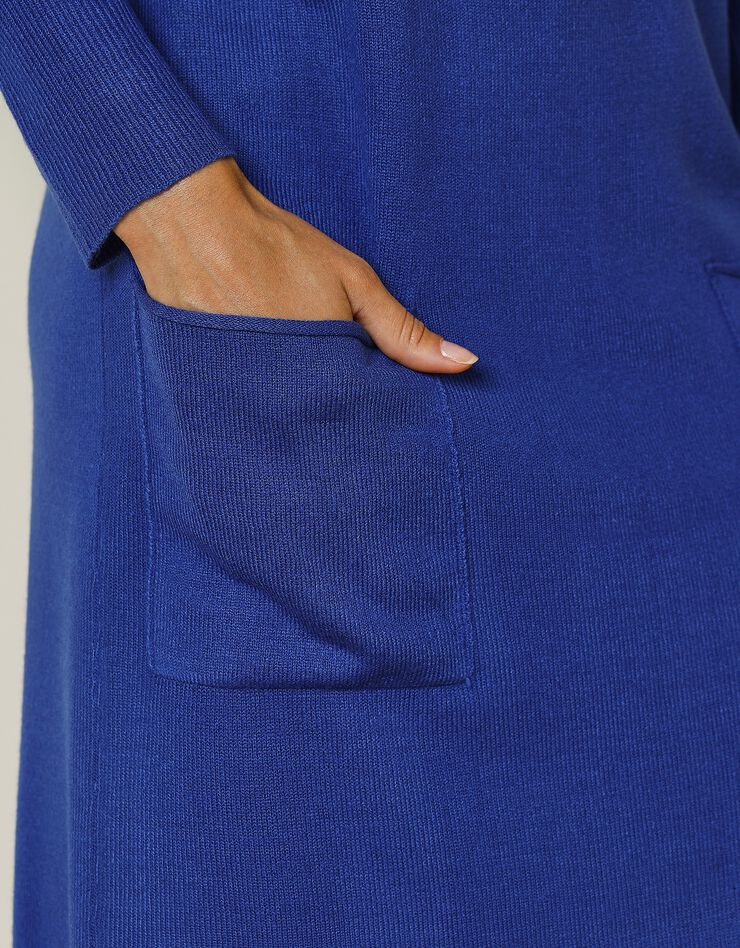 Robe pull à poches (bleu dur) Robe pull à poches (bleu dur)