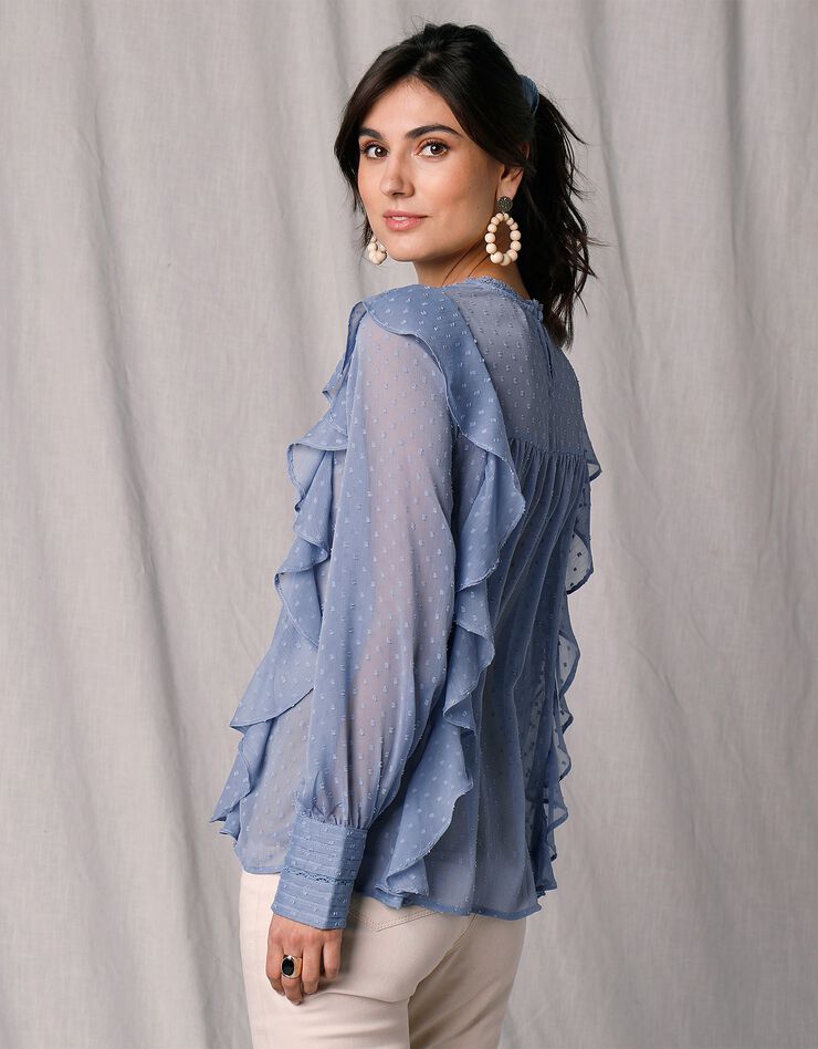Blouse brodée volantée manches longues voile plumetis (bleu grisé) Blouse brodée volantée manches longues voile plumetis (bleu grisé)