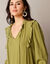 Blouse unie détails volantés, crépon (vert)