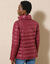 Doudoune zippée courte col montant unie, déperlante (prune) Doudoune zippée courte col montant unie, déperlante (prune)