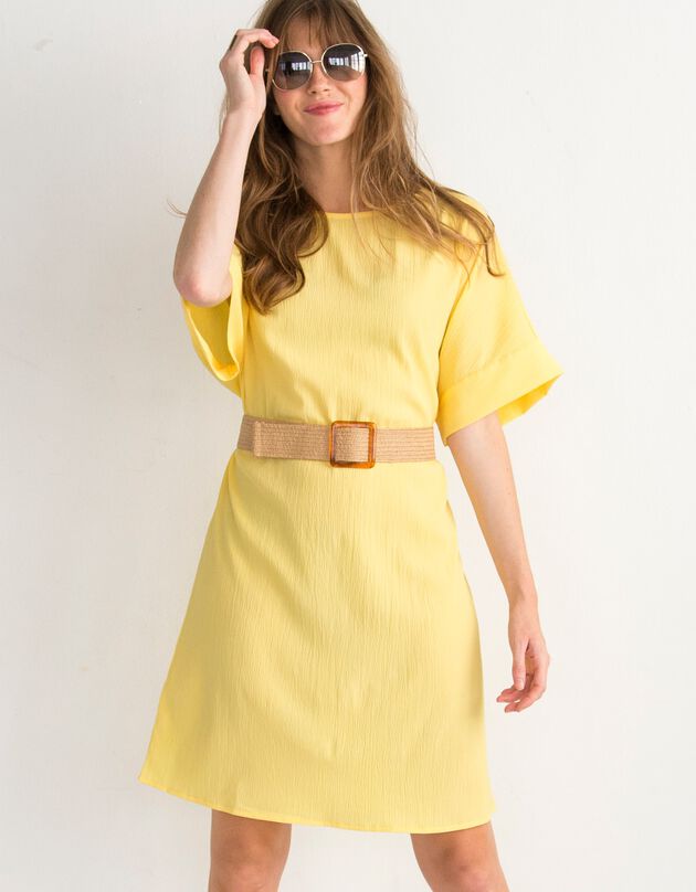 Robe forme housse unie manches courtes tissu texturé (jaune)