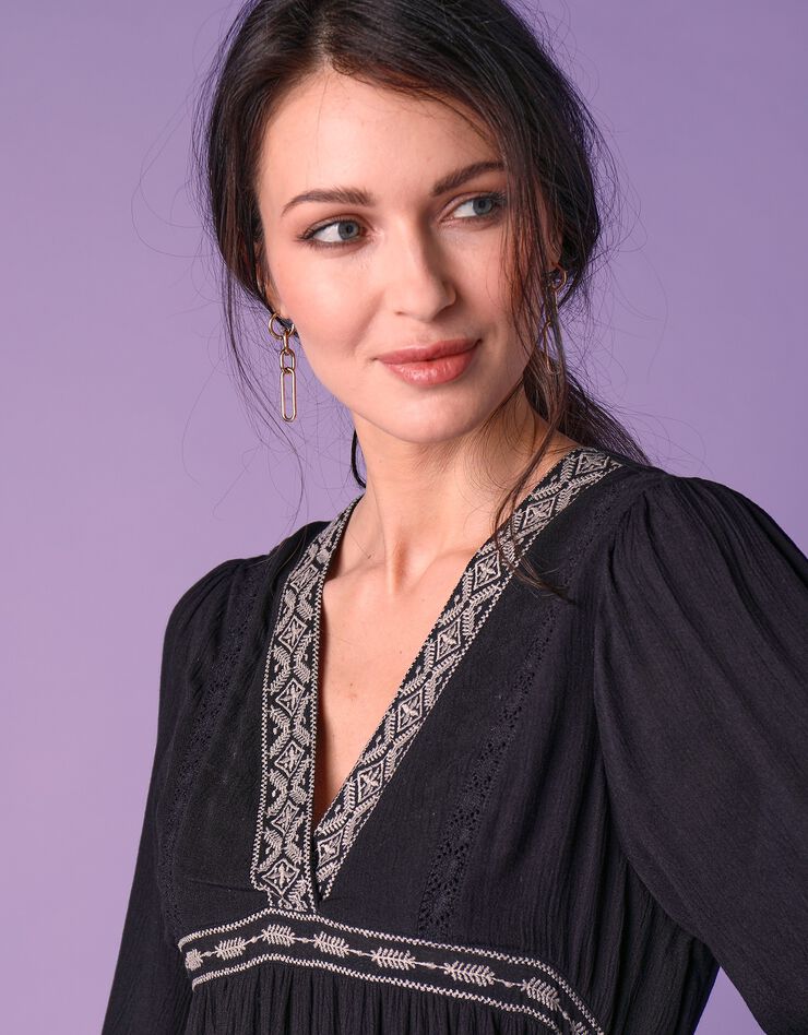 Robe folk unie brodée (noir)