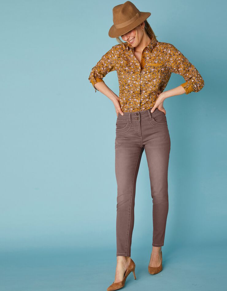 Jean 7/8ème fuselé couleur stretch (taupe) Jean 7/8ème fuselé couleur stretch (taupe)