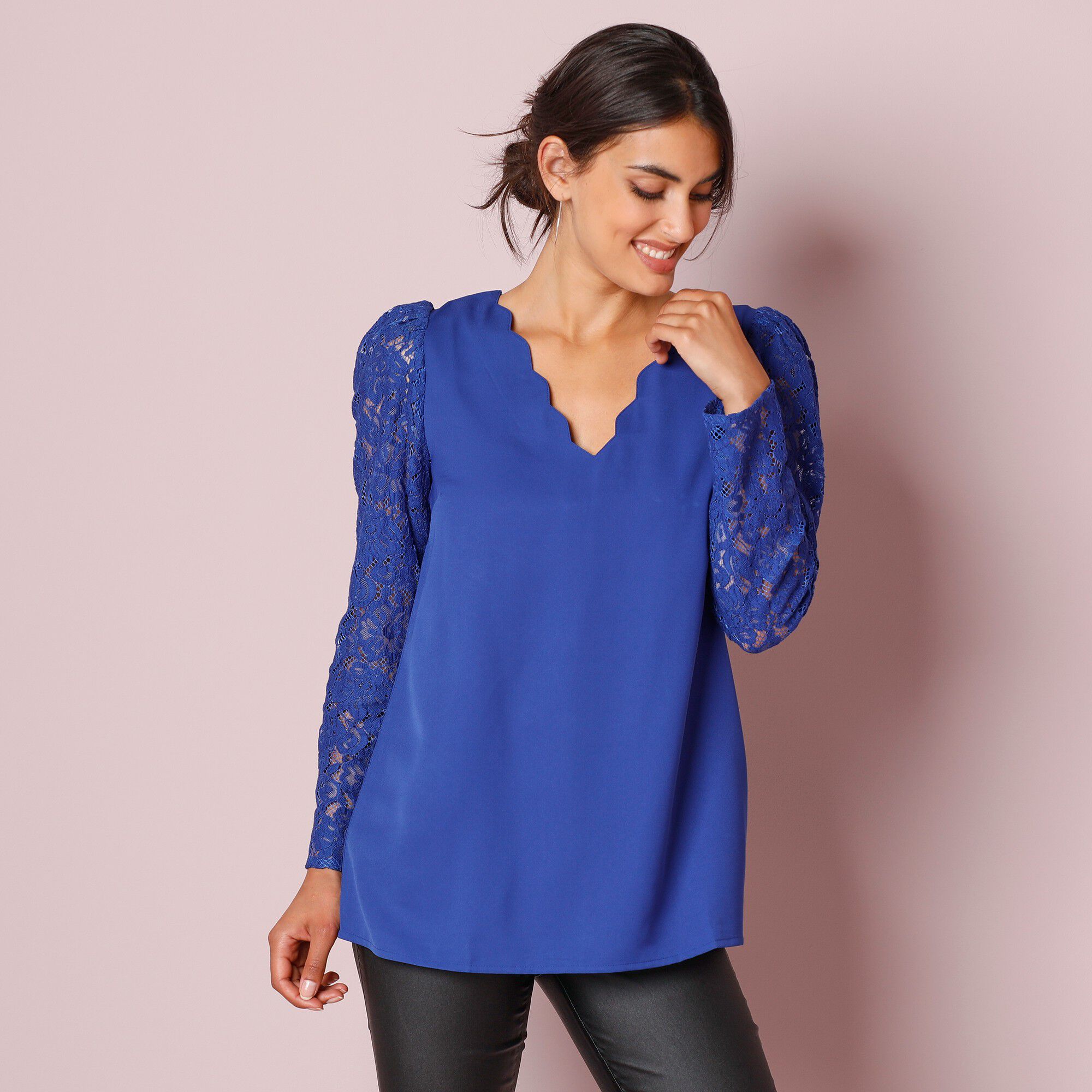 blouse noire manches dentelles T S (Neuf (Voir description)) à pour CHF