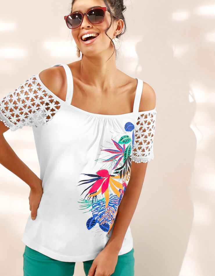 Tee-shirt imprimé épaules dénudées (blanc) Tee-shirt imprimé épaules dénudées (blanc)