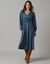Robe unie manches longues, détails volantés (gris bleuté)