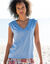 T-shirt col V boutons fantaisie (bleu grisé)