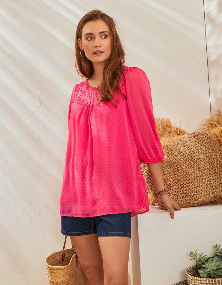 Blouse macramé unie, voile plumetis (framboise) Blouse macramé unie, voile plumetis (framboise)