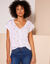 T-shirt col V boutonné imprimé cerises dorées (blanc / doré)