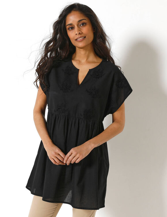 Tunique &agrave; plastron broderie anglaise, manches courtes (noir)