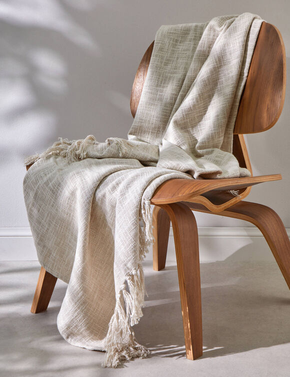 Plaid uni coton textur&eacute; (ivoire)