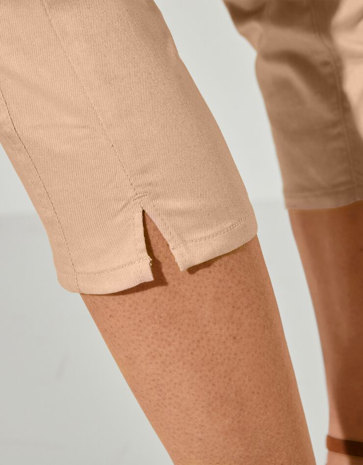 Corsaire stretch coutures affinantes (sable) Corsaire stretch coutures affinantes (sable)
