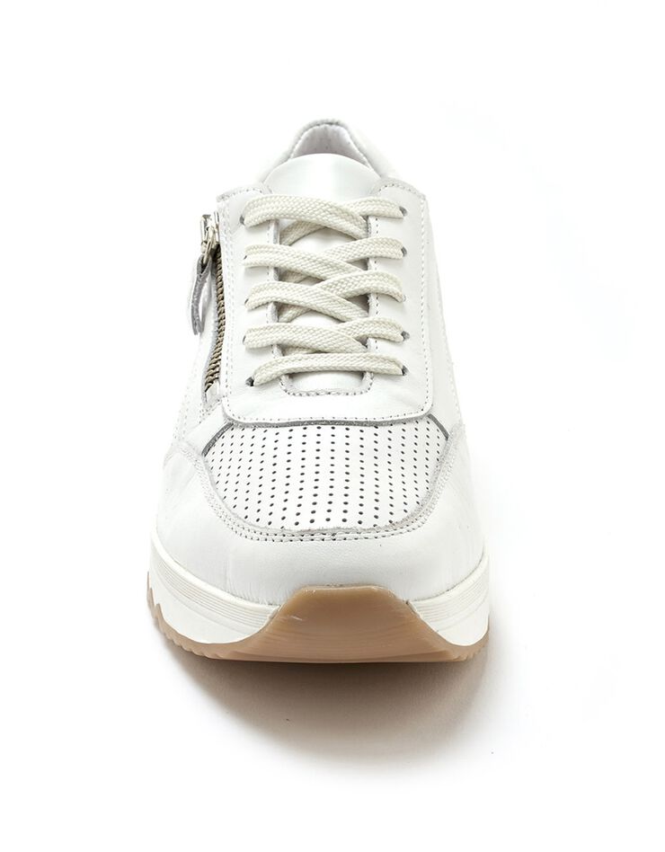 Baskets dessus cuir perforé - largeur confort (blanc) Baskets dessus cuir perforé - largeur confort (blanc)