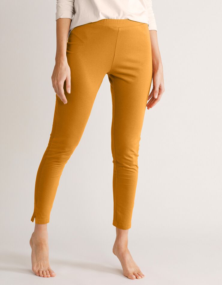 Pantalon fuselé uni taille élastiquée (ocre) Pantalon fuselé uni taille élastiquée (ocre)