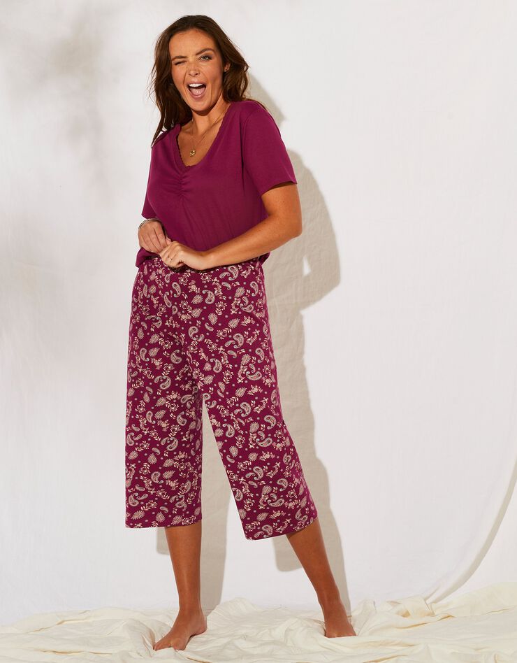 Pyjama avec pantacourt et tee-shirt manches courtes imprimé cachemire (prune)