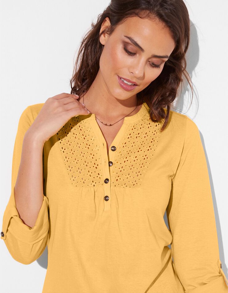 Tee-shirt col tunisien manches longues, broderie anglaise (safran) Tee-shirt col tunisien manches longues, broderie anglaise (safran)