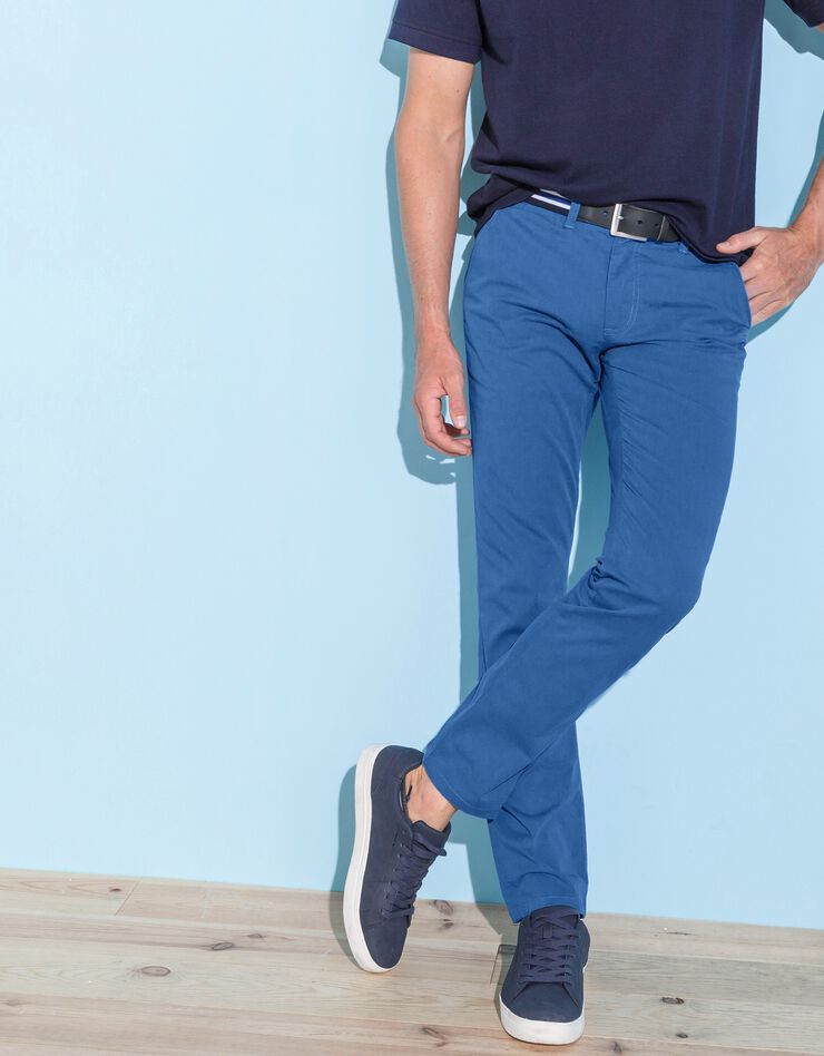 Pantalon chino uni sergé stretch grand confort (bleu)