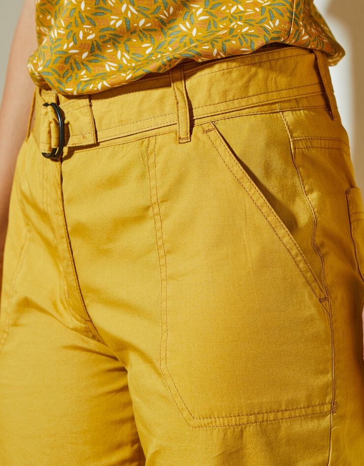 Pantacourt droit coton coloré ou denim léger (safran) Pantacourt droit coton coloré ou denim léger (safran)