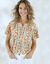 Blouse manches courtes finitions en macramé, imprimée (écru / rose)
