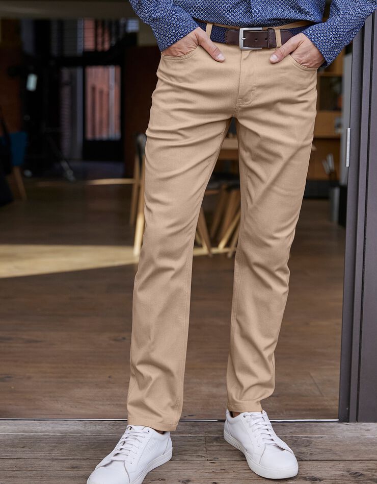 Pantalon droit 5 poches twill coton extensible (grège) Pantalon droit 5 poches twill coton extensible (grège)