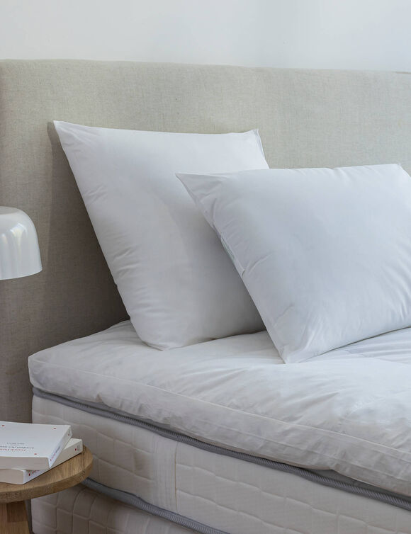 Oreiller anti-acariens Proneem® ferme (blanc)