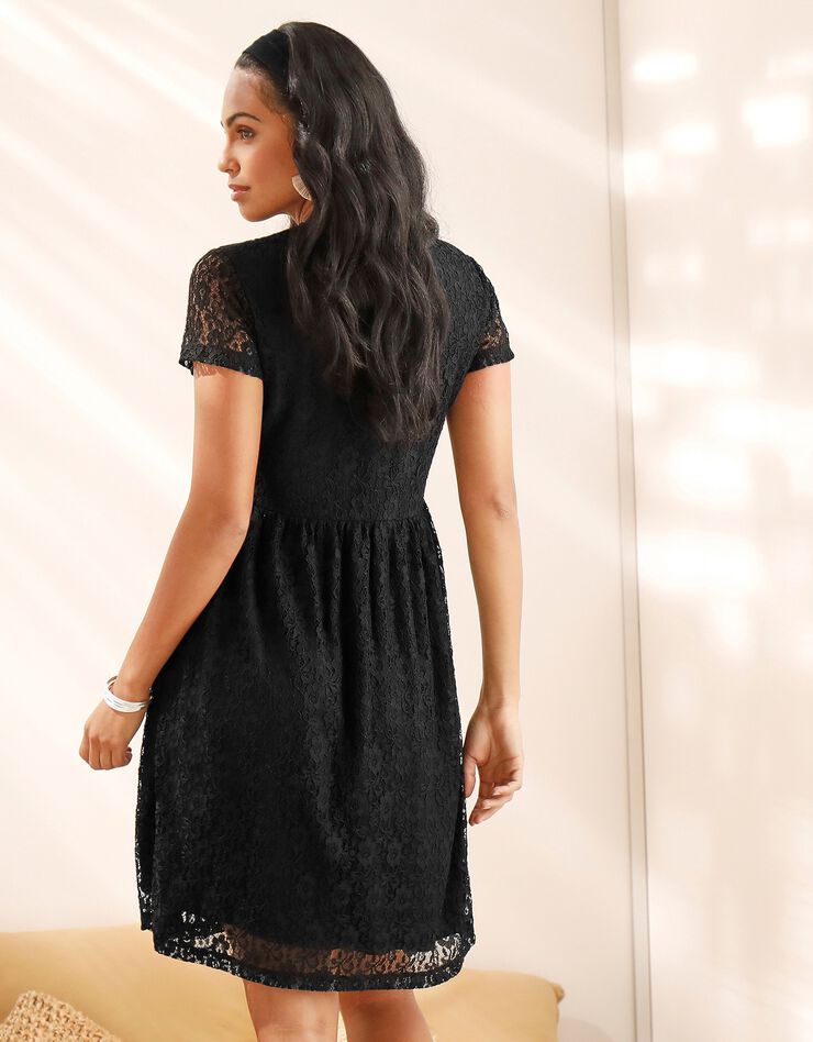 Robe macramé et dentelle (noir) Robe macramé et dentelle (noir)