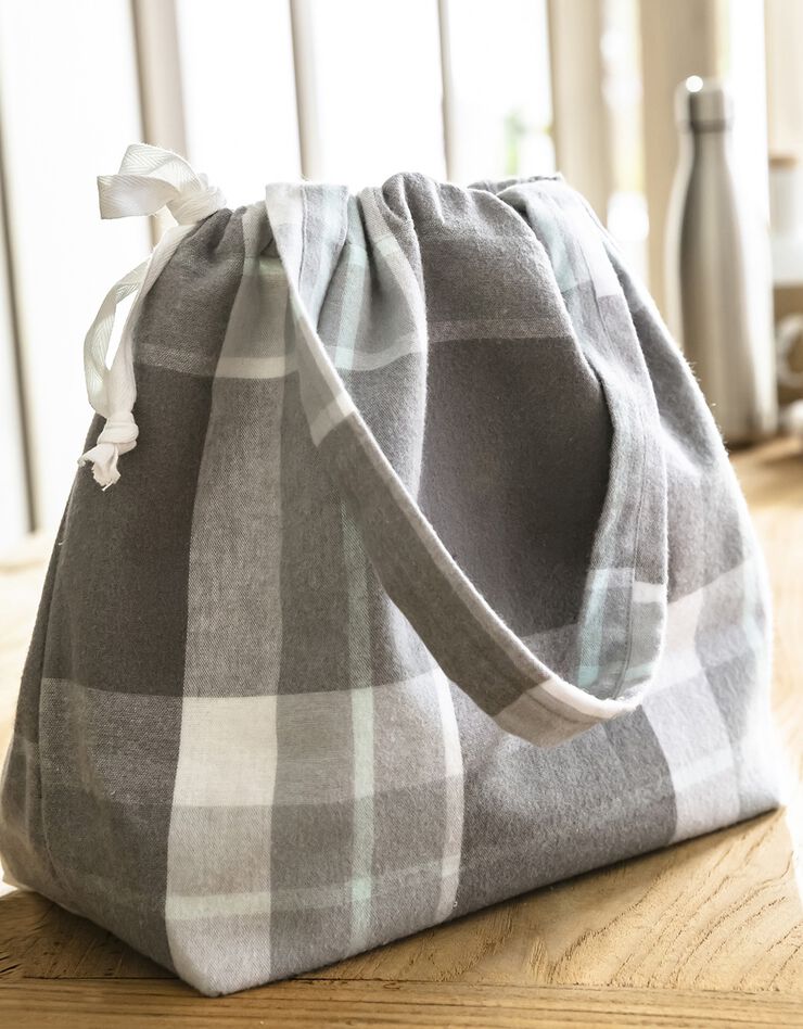 Sac à pain en tissu flanelle - collection upcycling (gris) Sac à pain en tissu flanelle - collection upcycling (gris)