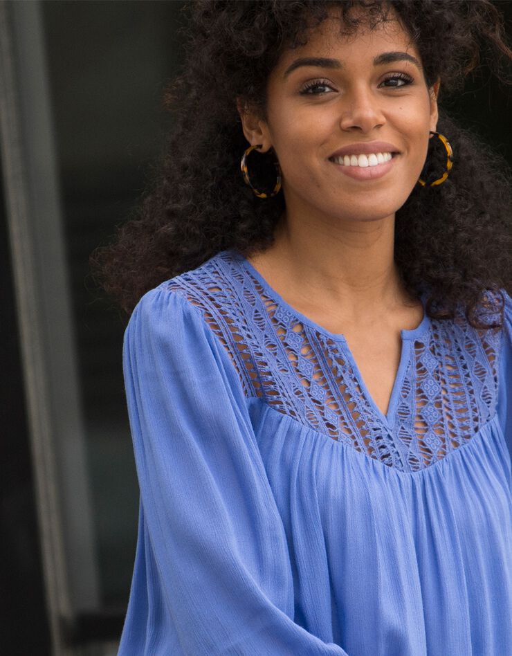 Blouse macramé manches 3/4 (bleu) Blouse macramé manches 3/4 (bleu)