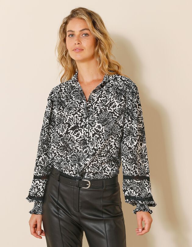 Chemise imprimée boutonnée avec macramé (noir / écru)