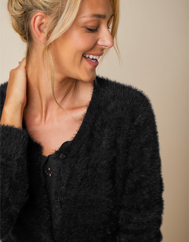 Cardigan en maille douceur (noir) Cardigan en maille douceur (noir)
