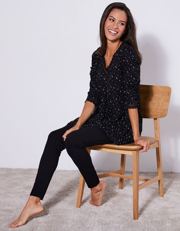 Pyjama legging manches longues finitions dentelle (noir / blanc)