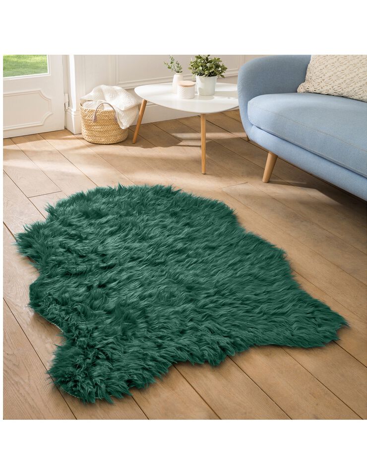 Tapis poils forme peau de bête (vert sapin) Tapis poils forme peau de bête (vert sapin)