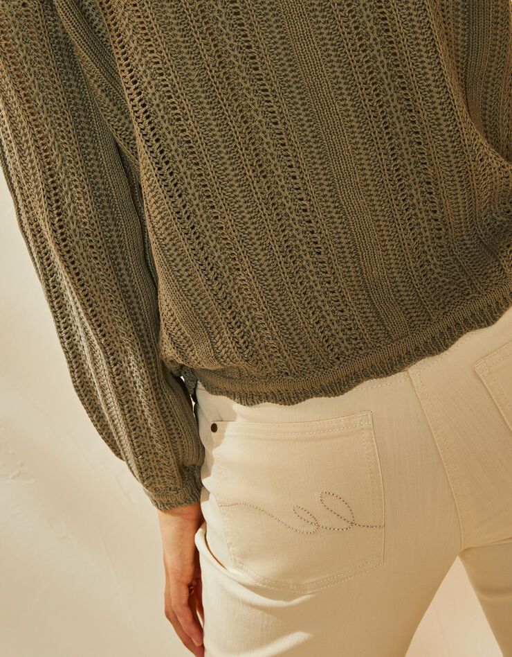 Gilet boutonné col V, maille ajourée fantaisie (kaki) Gilet boutonné col V, maille ajourée fantaisie (kaki)