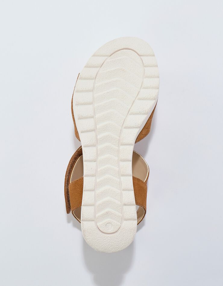 Sandales compensées cuir effet croco (caramel)