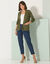 Gilet maille fantaisie, porter ouvert (vert olive)