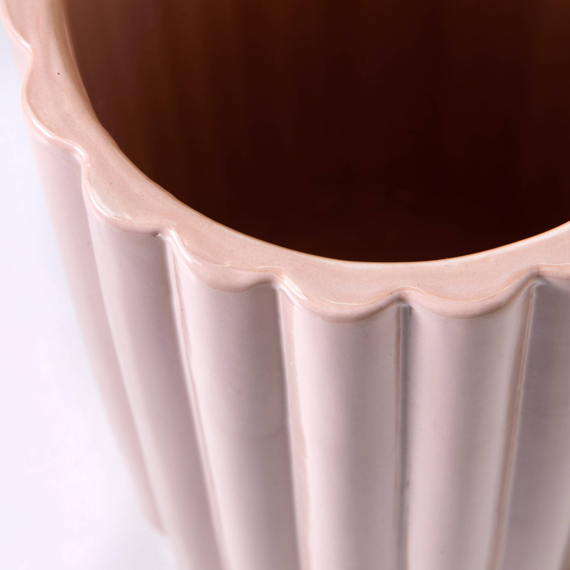 Vase En Céramique Blanche Avec Décor De Roses - Occasion
